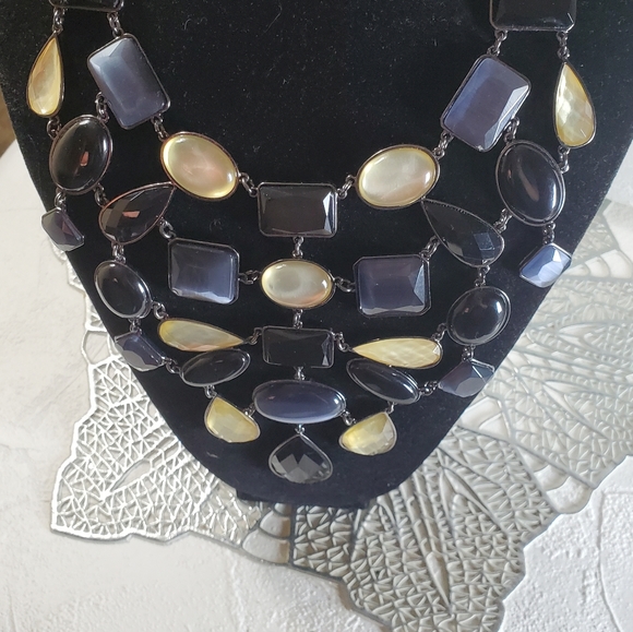 Llz Claiborne Statement Necklace *NWT* - Picture 13 of 13